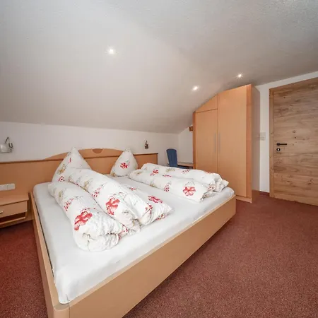 Pitze بيت ضيافة