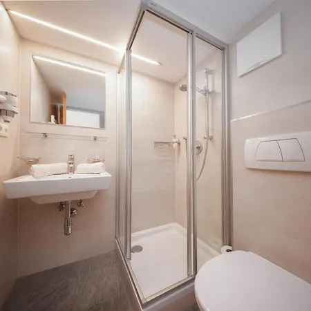 Pitze بيت ضيافة سولدن