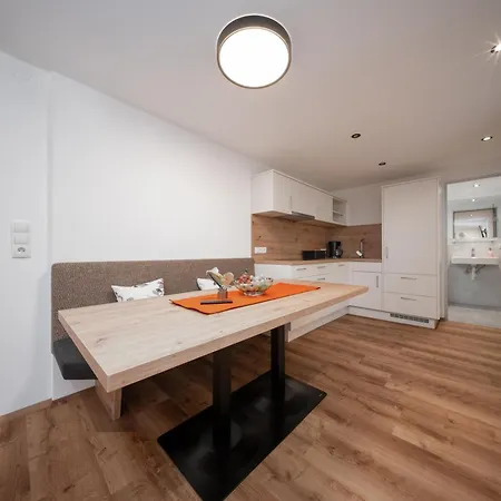 Pitze بيت ضيافة